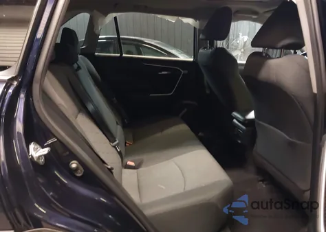 2022 Toyota Rav4 Xle z USA, uszkodzony, nr VIN 2T3P1RFV5NW262344